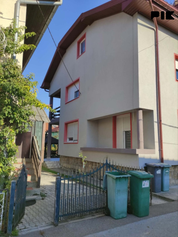Na prodaju kuća u Novom Gradu 2