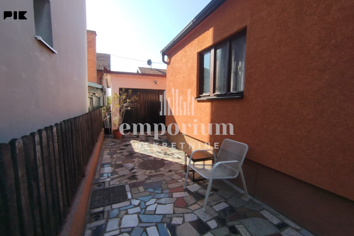 Kuća površine 80 m2 ID:617/BNI 2