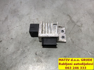 Relej grijača Renault Trafic 2,0 dCi 2024