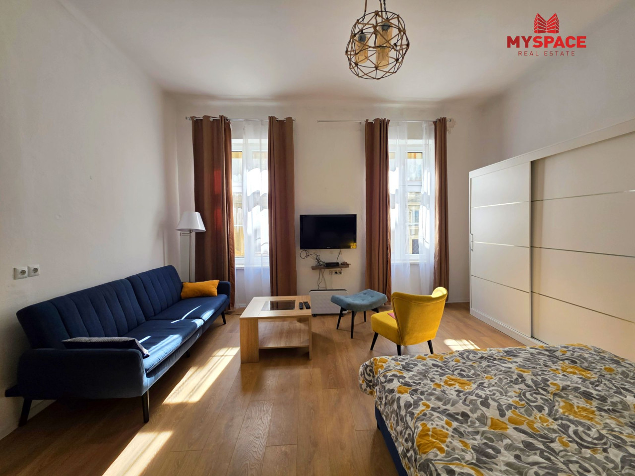 MY SPACE/ Stan/ Mejtas/ RENOVIRAN/ NAMJESTEN/ 35 m2