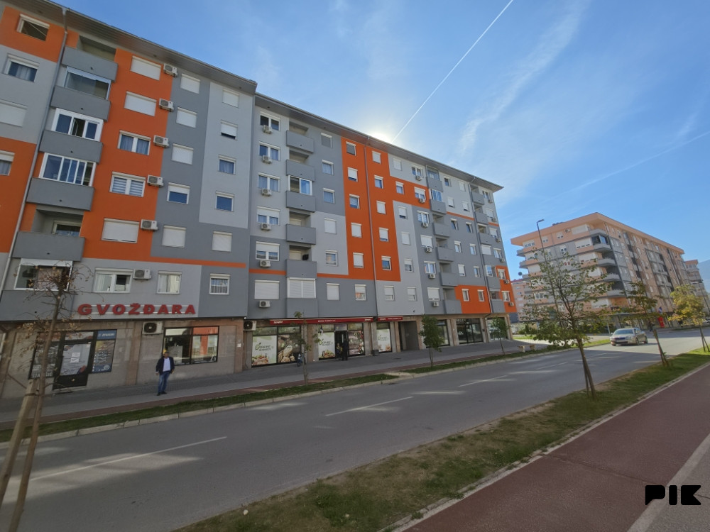 Stan Istočno Sarajevo Lukavica 43 m2 dvosoban namjesten