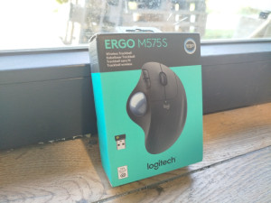 Logitech ERGO M575S Ergonomski bežični trackball miš