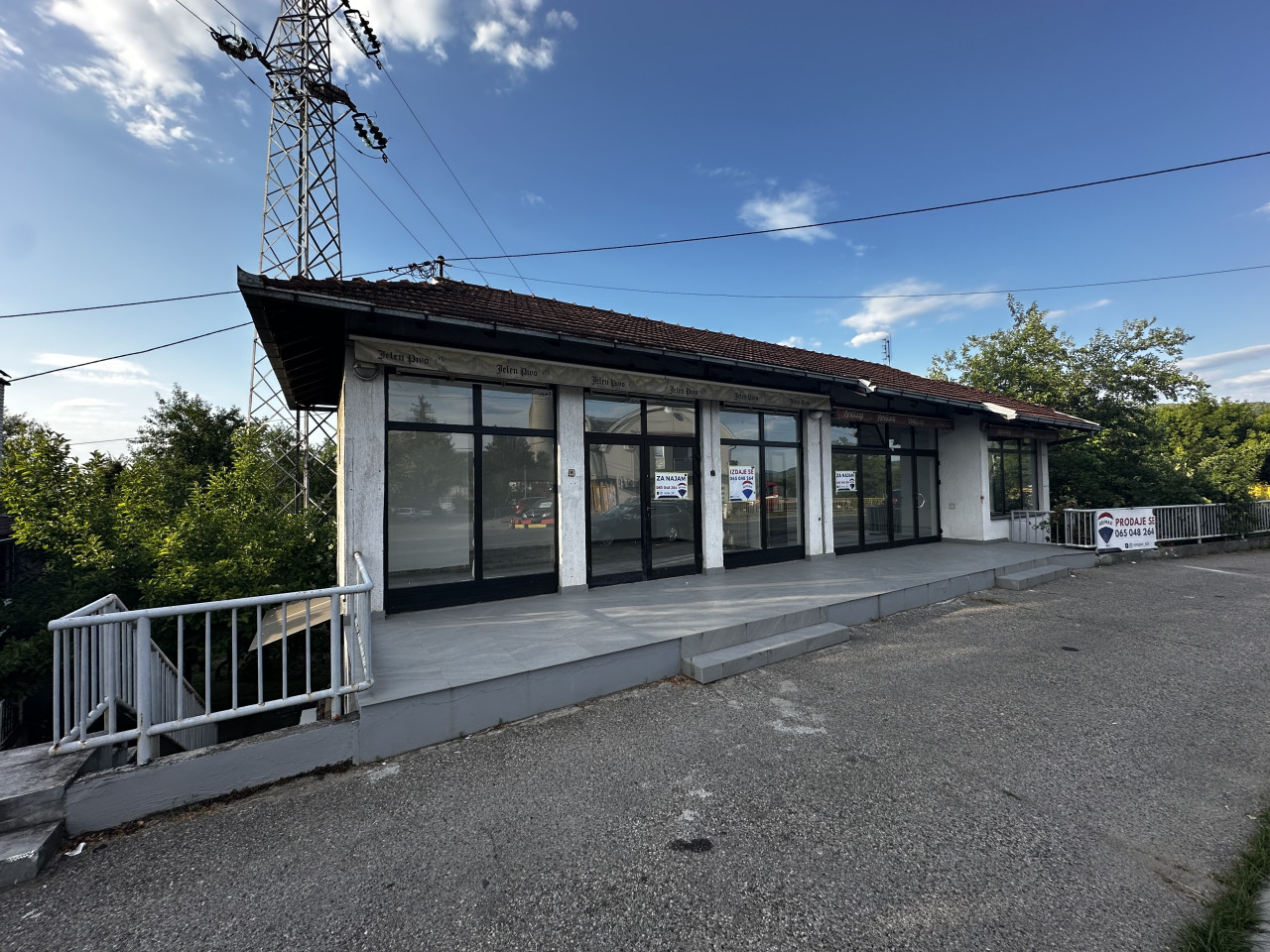 Poslovni prostor na odličnoj lokaciji - 85 m2