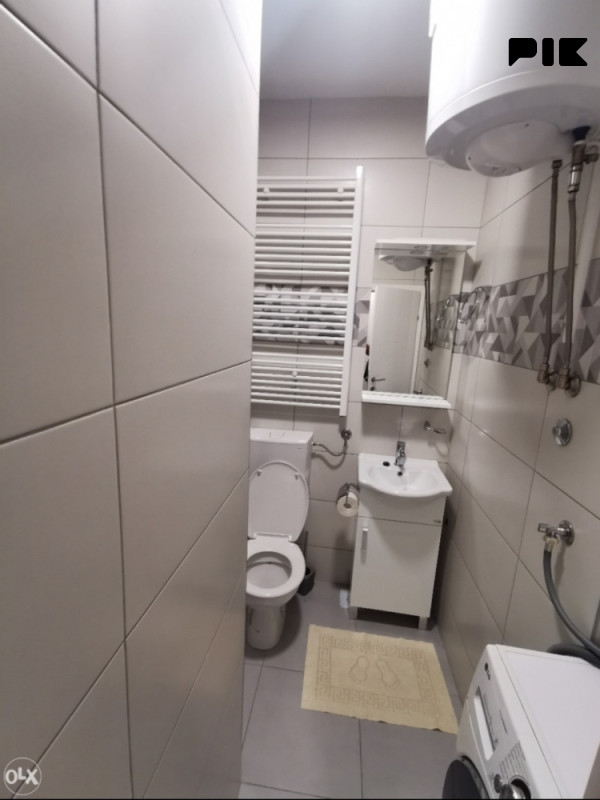 Stan/apartman Banja Luka 065626444 izdajem stan garsonjeru 2