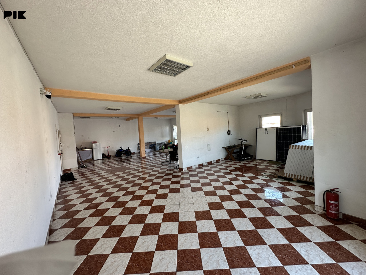 Poslovni prostor 150m2 Živinice 2