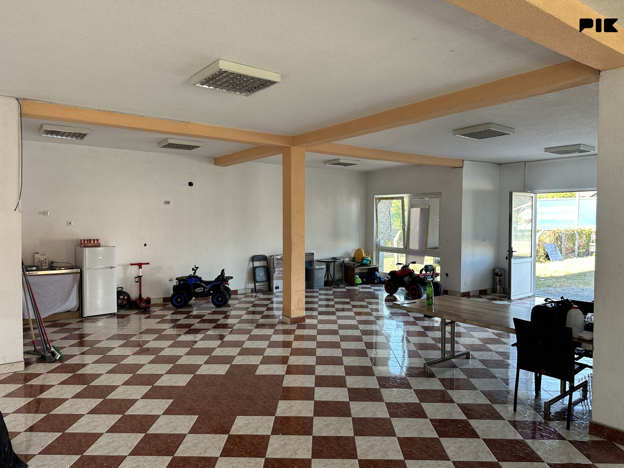 Poslovni prostor 150m2 Živinice 3