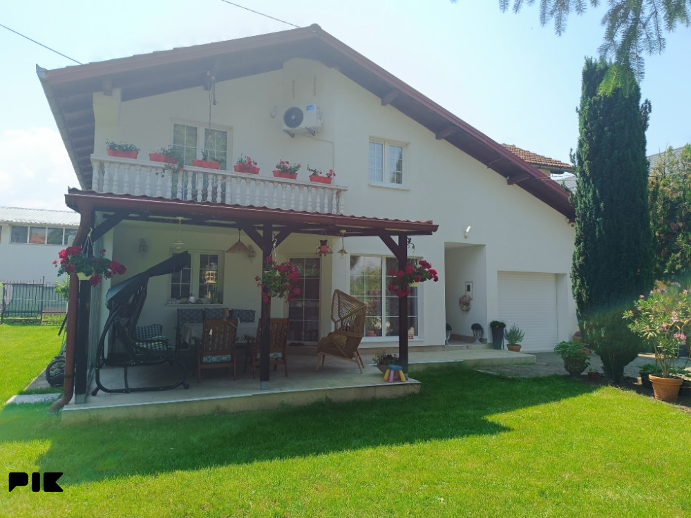 Kuća For rent Sarajevo Azići iznajmljivanje na dan