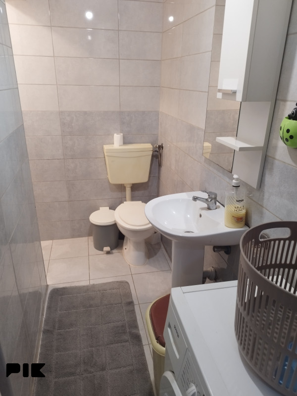 Stanovi i apartmani Živinice 37m2 3