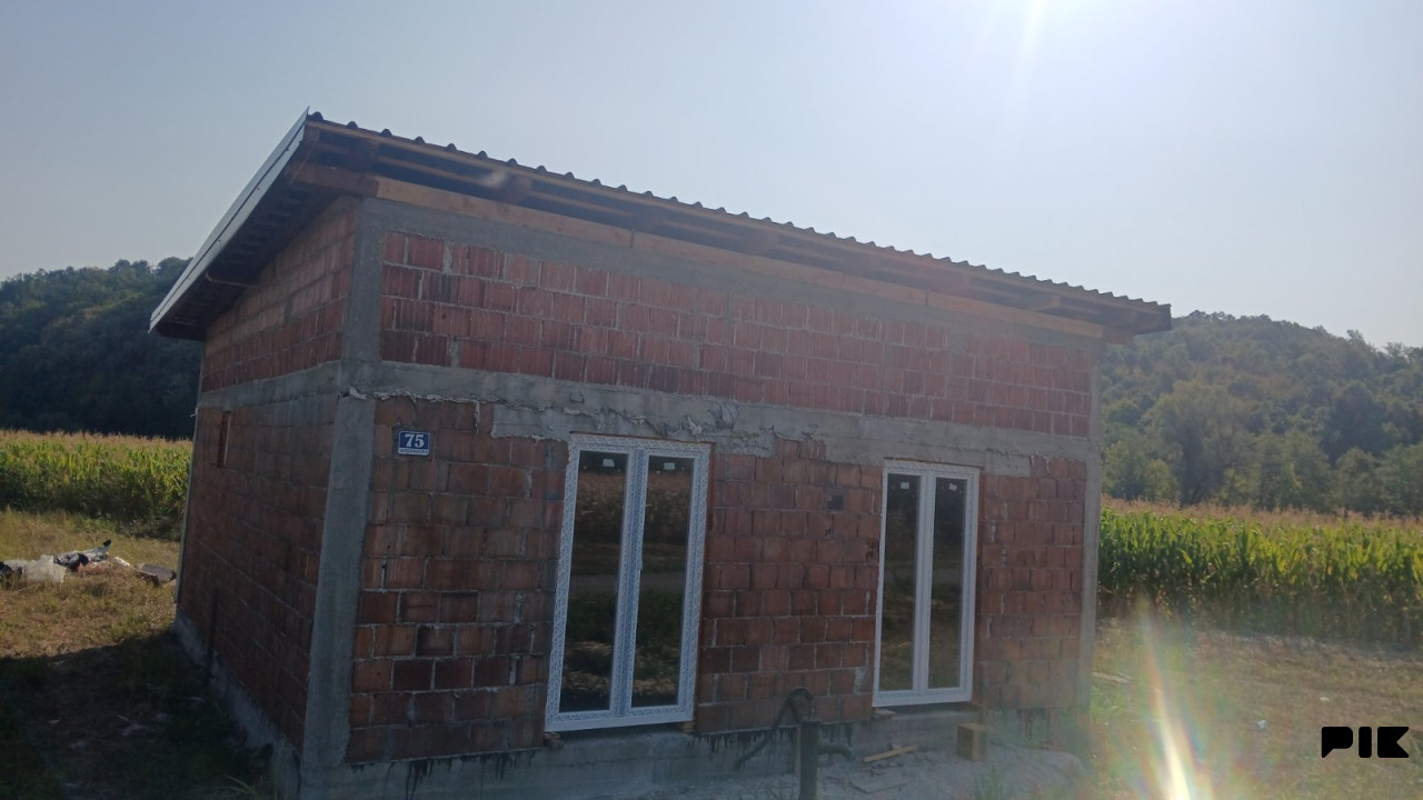 Kuća Laktaši, Čardačani - 49m2