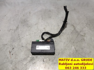 KABELSKI sustav Audi A4 B9 8W 2017 USB AUX port priklj