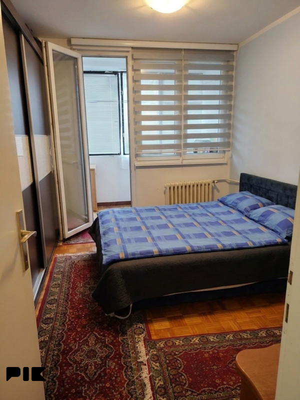 Prodajem adaptiran stan Ilidza-Pejton 56m2 3
