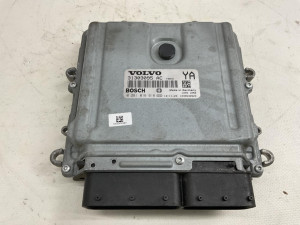 31303095AC 0281016616 ELEKTRONIKA MOTORA  Volvo V70 20