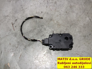 Motorić klapne grijanja Audi A4 B9 8W 2017 K11188A03