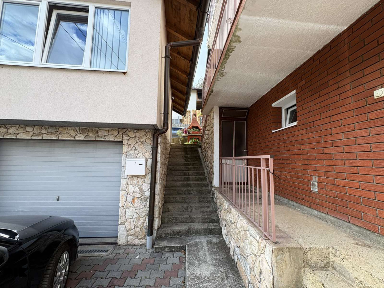 Kuće Banja Luka 200m2 3