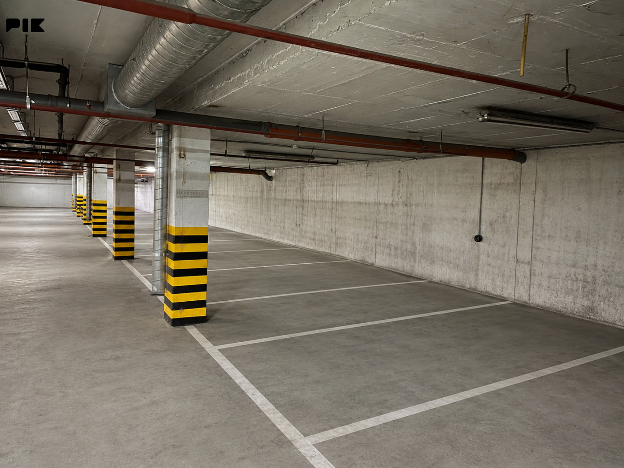 Izdaje se parking mjesto u garaži na -1 etaži, Nova Varoš