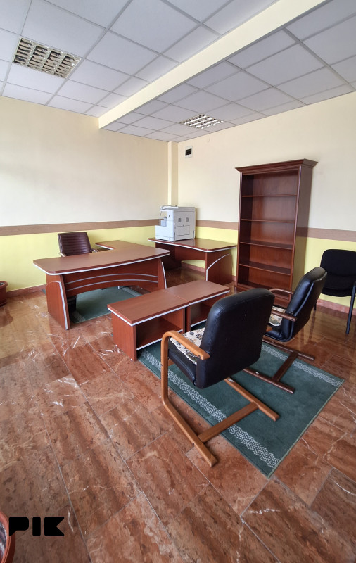 Poslovni prostor Pale 30m2 CENTAR
