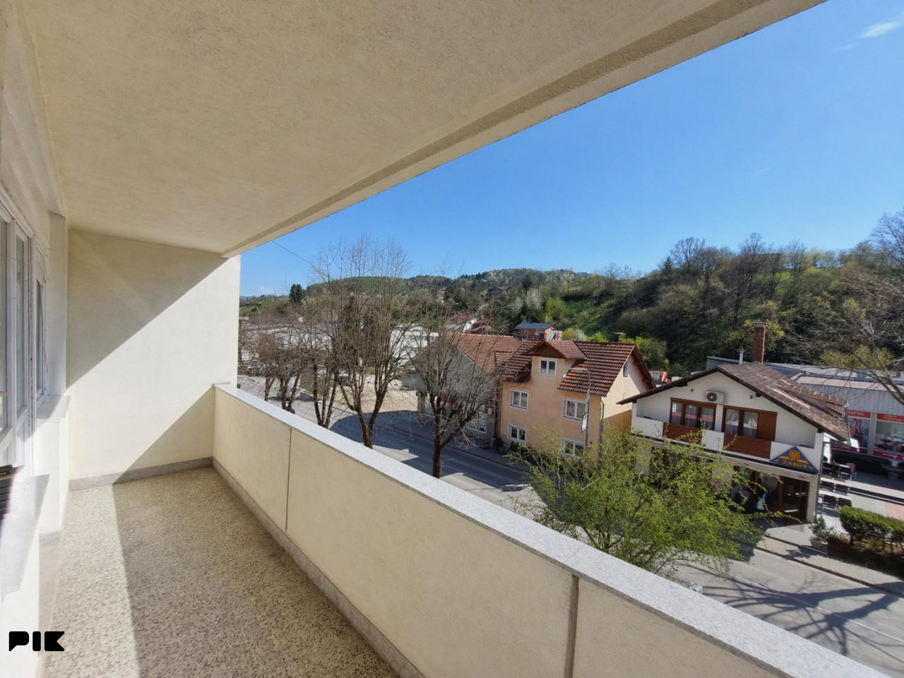 PRODAJA Stan Ključ 68m2, opremljen, odmah useljiv 2