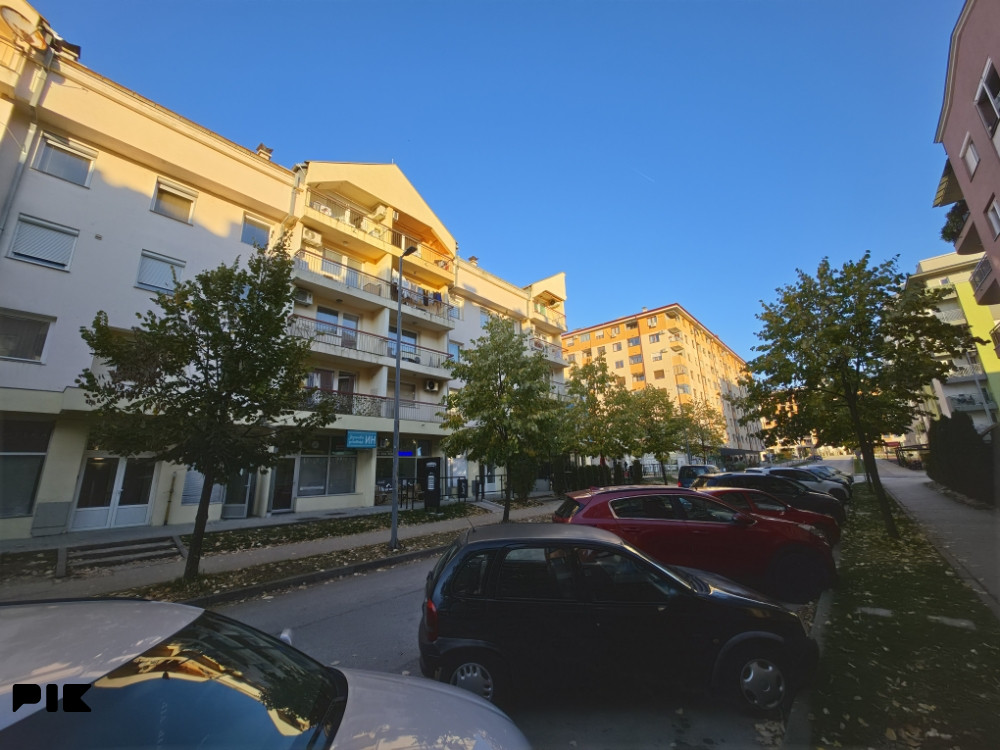 Dvoetazni Stan Istočno Sarajevo Lukavica 88m2 trosoban