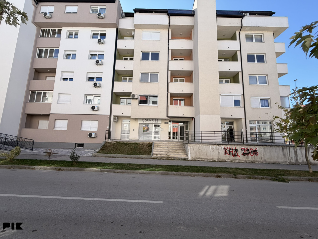 Poslovni prostor Istočno Sarajevo / 32m2 / Spasovdanska 2