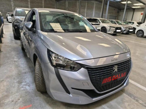 Peugeot 208 1.2 PureTech Navigacija