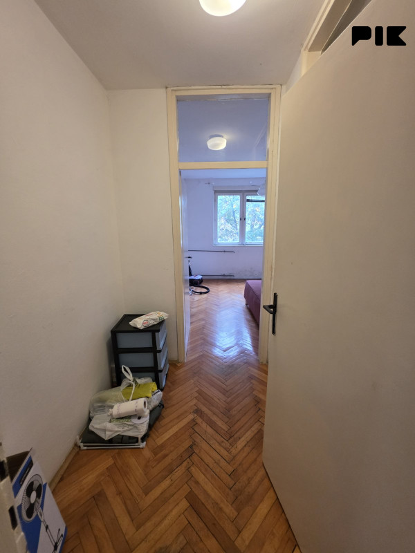 Trosoban stan na prodaju Banja Luka 63m2, centar 2