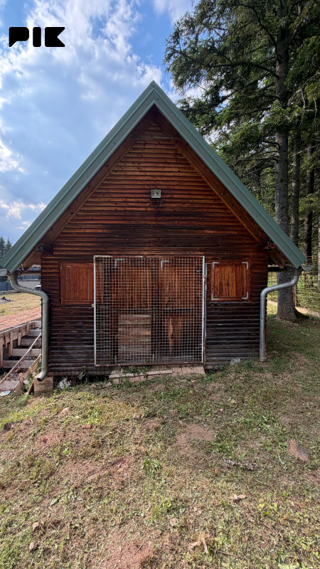 Vikendica Brvnara