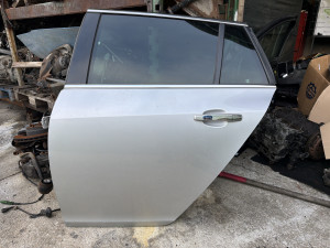 Vrata lijeva zadnja karavan Opel Insignia