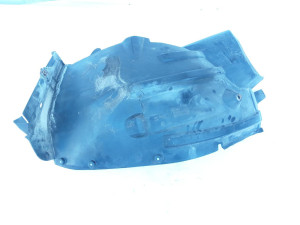A2046907530 PVC ZASTITA TOCKA  MERCEDES C CLASS (W204)