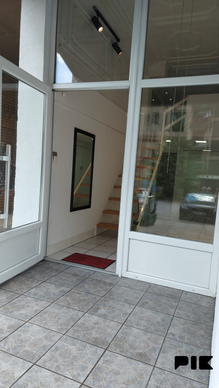 Poslovni prostor Sarajevo - Novi Grad 14.85m2 + 10m2 galerija 3