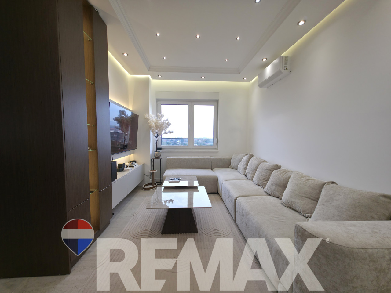 Namješten četvorosoban stan 94 m2 | Novogradnja | Lazarevo 3