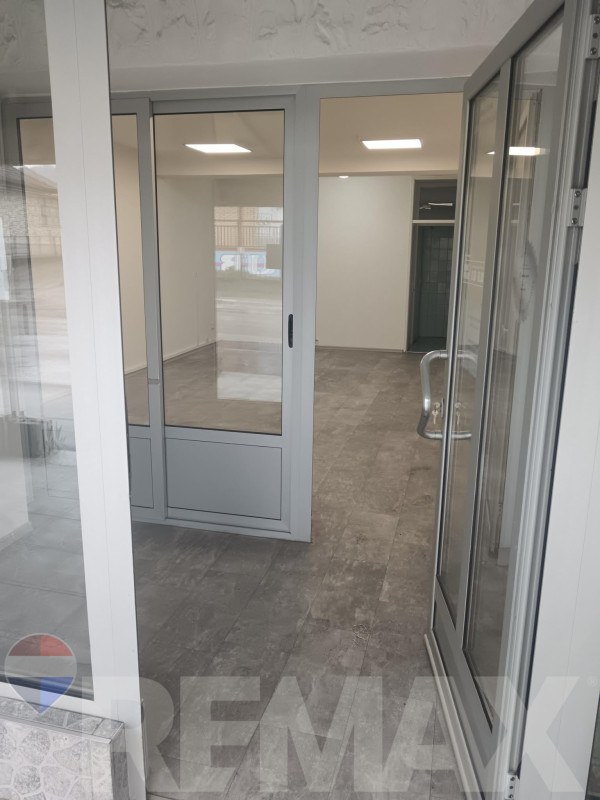 Poslovni prostor | Odlična lokacija | Lauš | 40m2 3