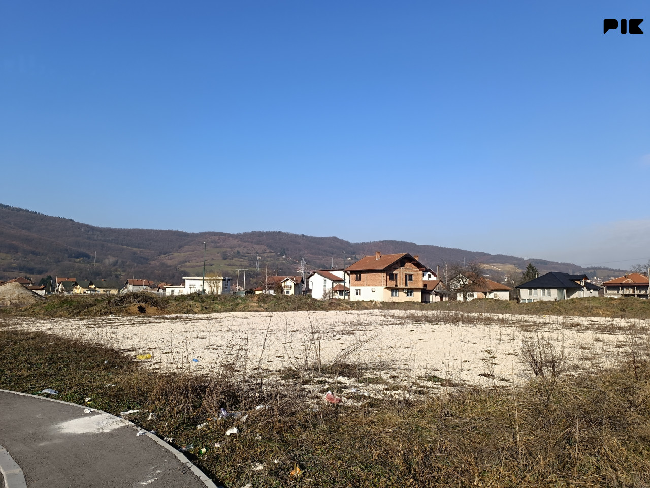 Zemljišta Ilijaš 2863m2 sa Građevinskom dozvlom za halu 2