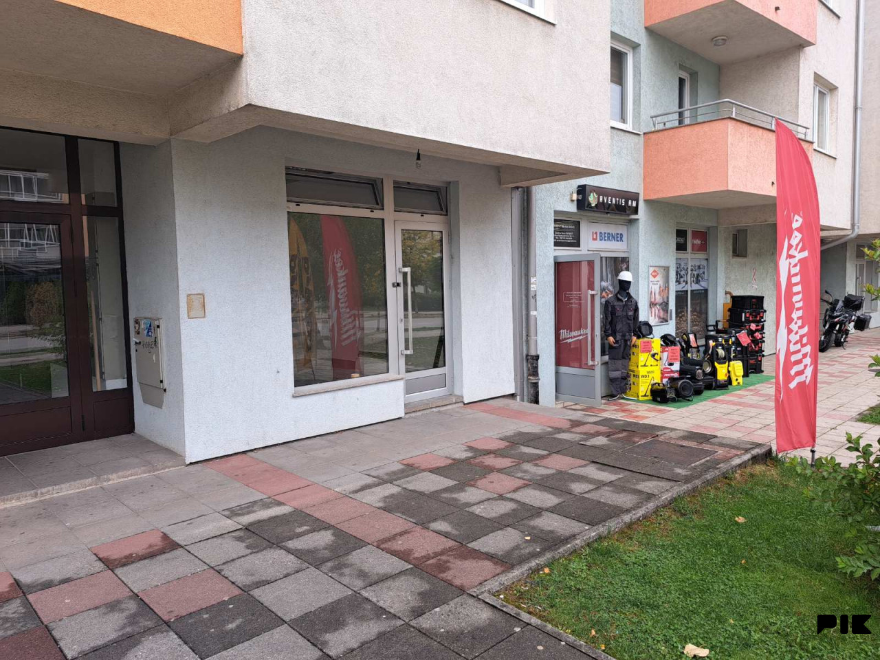 Poslovni prostor 22,3 m2, Lukavica, Spasovdanska 33g