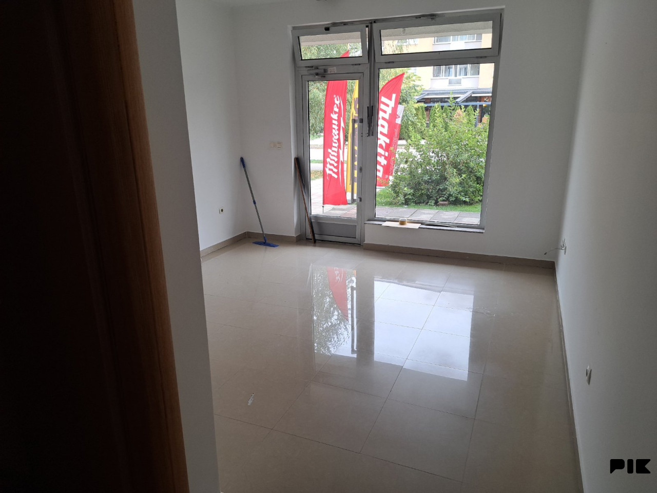 Poslovni prostor 22,3 m2, Lukavica, Spasovdanska 33g 3