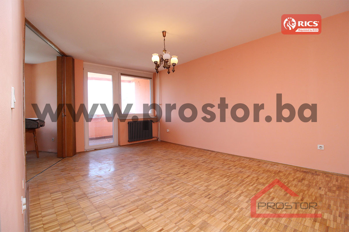 PROSTOR prodaje: Trosoban stan sa balkonom,  Grbavica 2