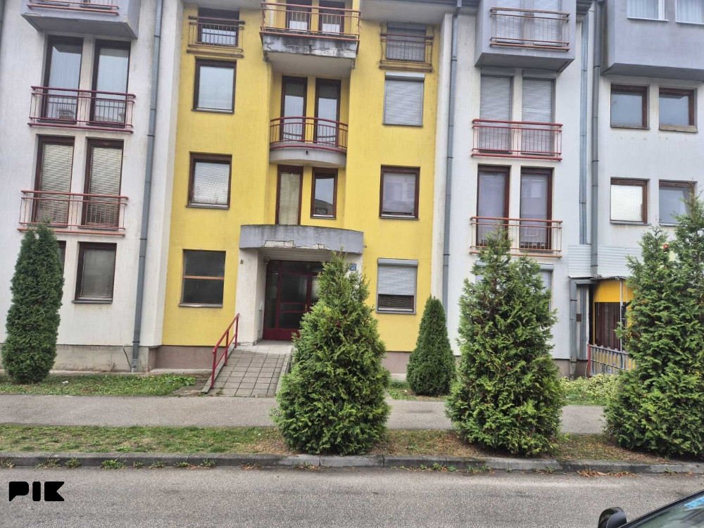Stan Istočno Sarajevo Dobrinja 1 jednosoban 41m2 3