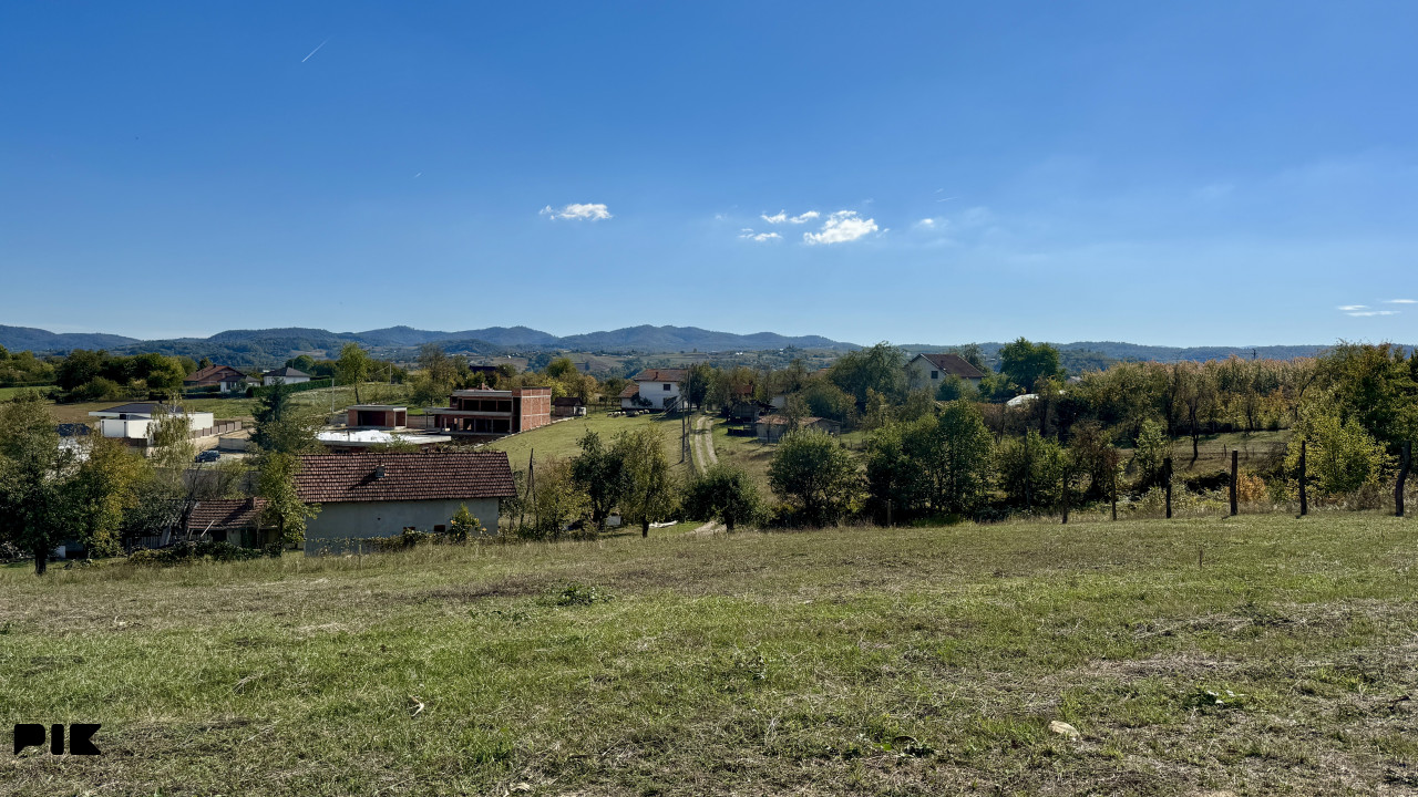 Plac sa pogledom Malo Blaško - Slatina 2 KM od Banje - Placevi 2