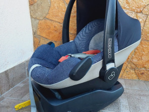 AUTOSJEDALICA Bebe 0-13 KG MAXI COSI   P E B B L E FAMILYFIX top