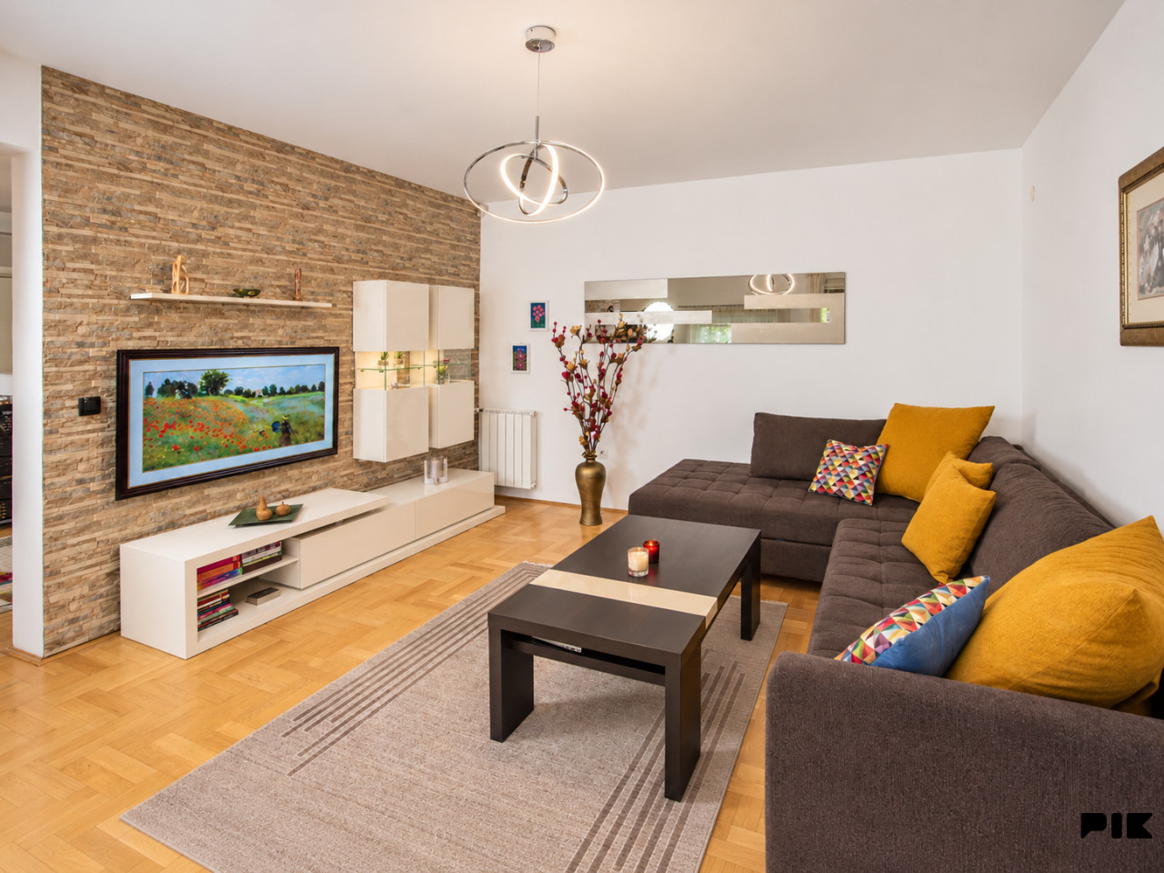 Stanovi i apartmani Sarajevo - Centar 80m2 3