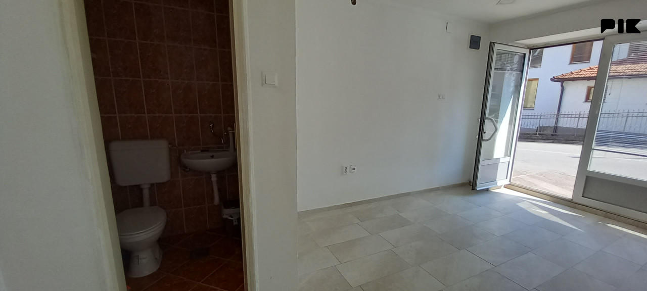 Poslovni prostori Višegrad 18m2 2