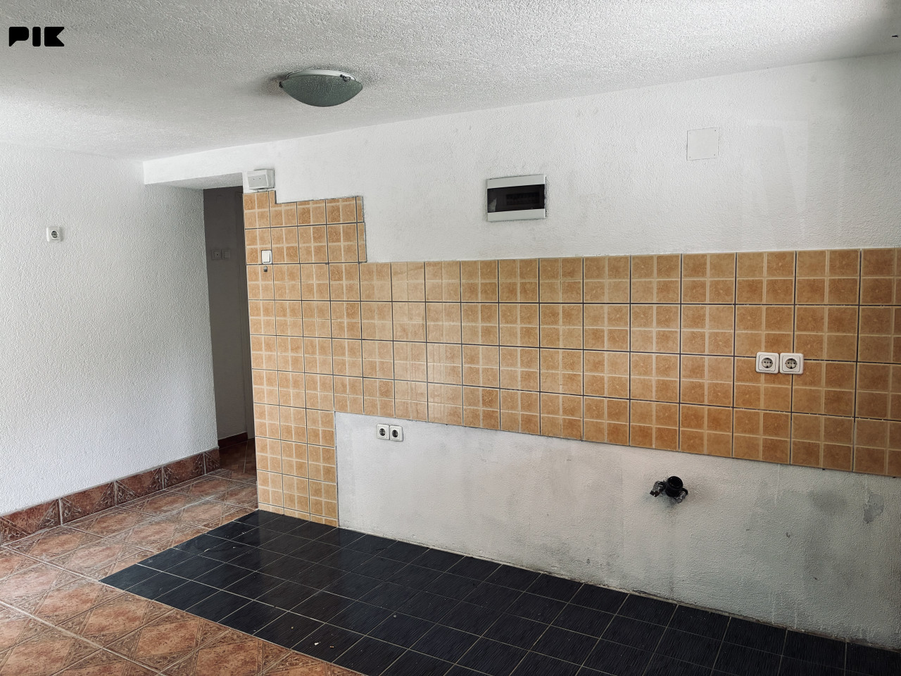 Stanovi i apartmani Živinice 62m2 2