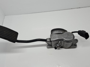 PEDALA GASA Rexton Y200 (01-07) 2055008000 DIJELOVI