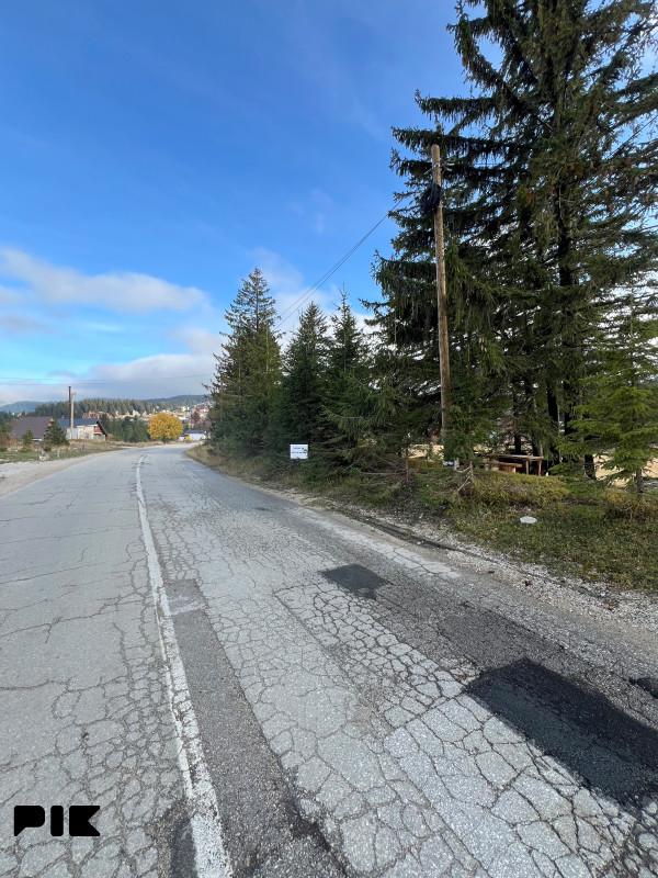 Atraktivno zemljiste na Vlašiću 492 m2