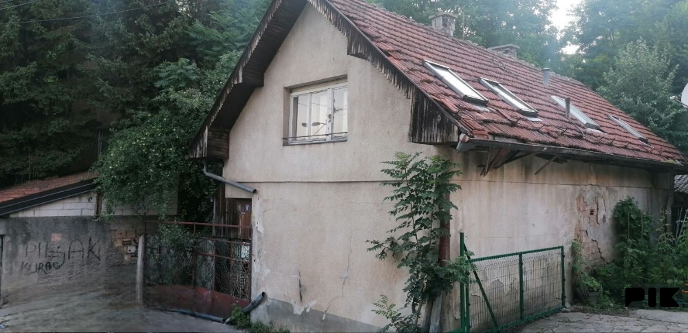 EKSKLUZIVNA INVESTICIONA PRILIKA KUĆA U CENTRU SARAJEVA