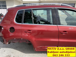 Vrata zadnja DESNA VW Tiguan 5N 2014