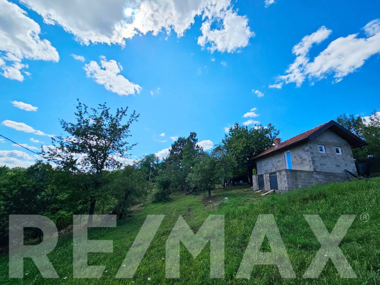 Vikendica 40m2 | Zemljište 1732m2 | Dragočaj