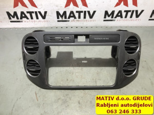REŠETKA ventilacije VW Tiguan 5N 2014 SREDNJA 5N0858071