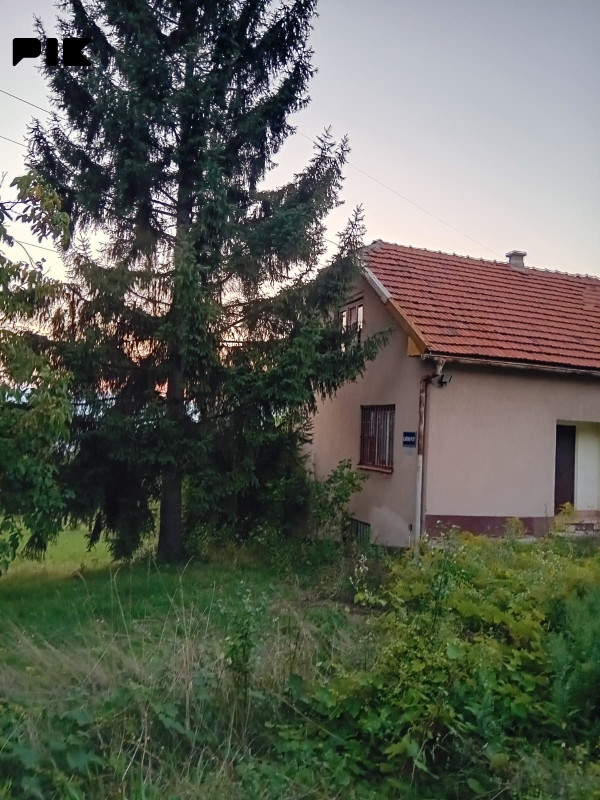 Kuća Zenica Crkvice centar 2.700 m2 3