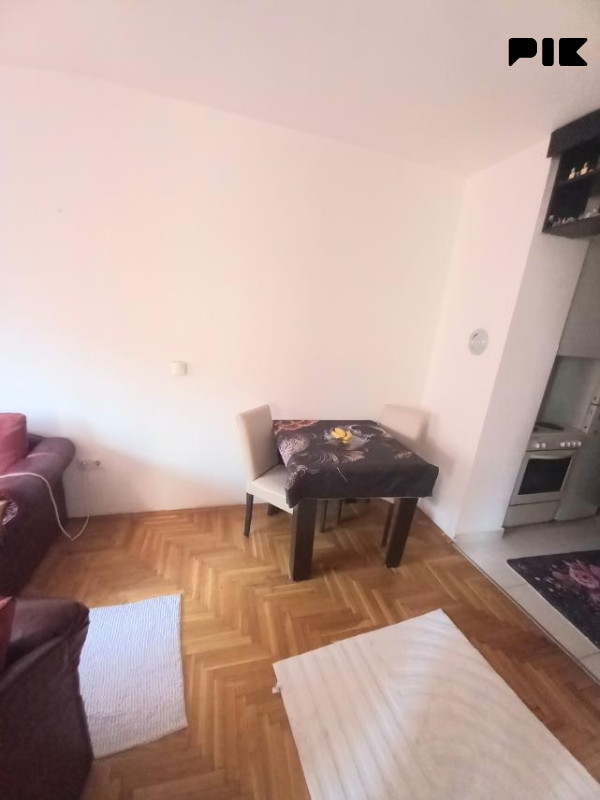 Trosoban stan 64m2-Stup- Ilidža 3