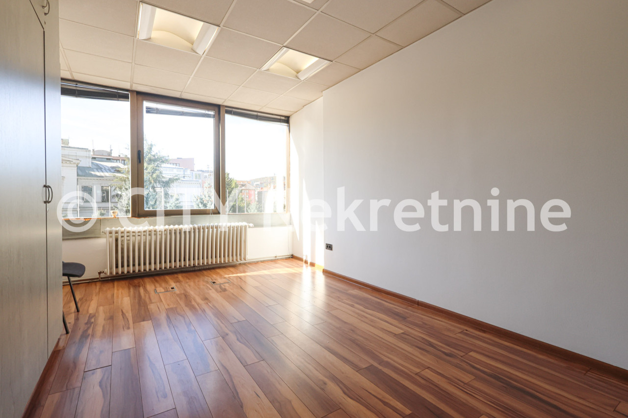 Poslovni prostor - Centar - Branilaca Sarajeva - 18 m2 3